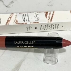 New Laura Geller Love Me Dew Moisturizing Lip Crayon Shade Maeberrie
